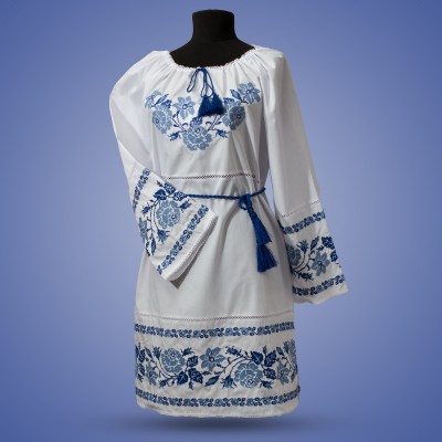 SALE!! Embroidered tunic "Roses" blue, Size L